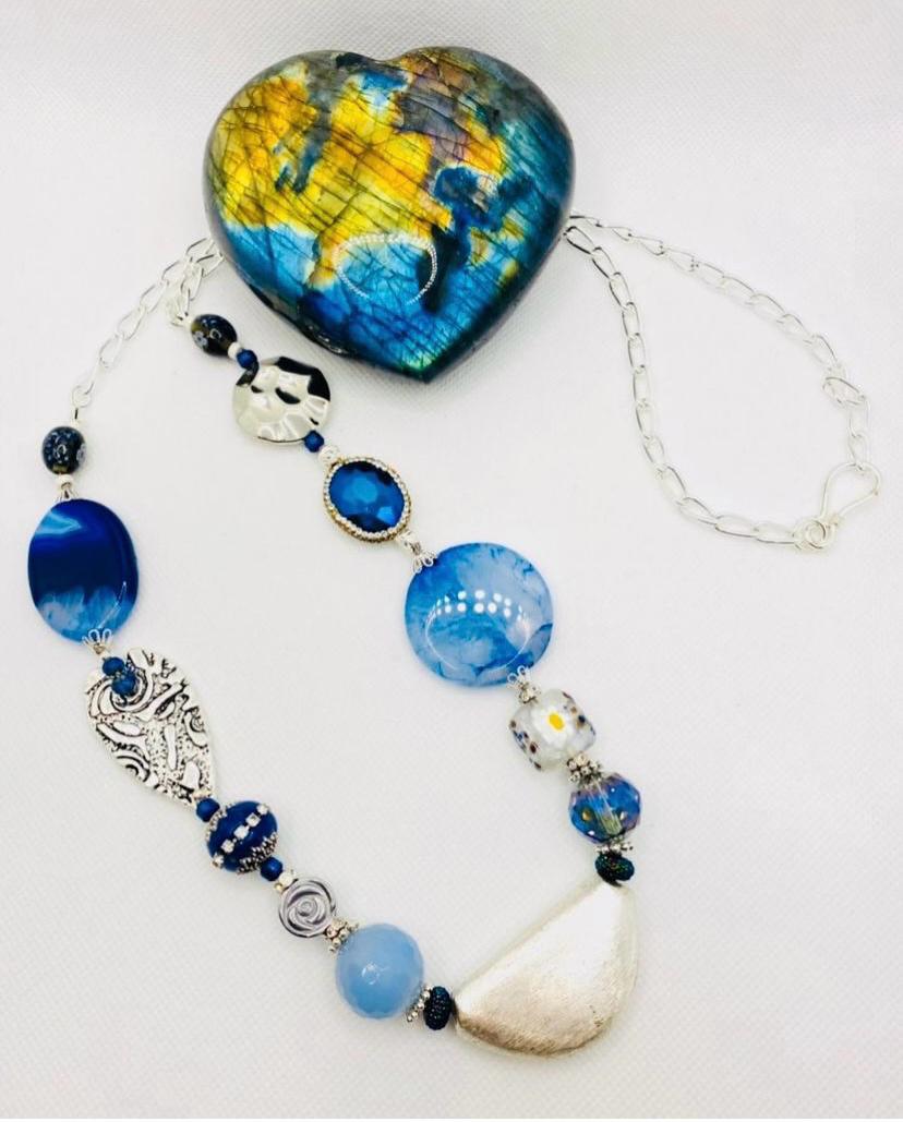 Hand-knotted blue agate and labradorite statement necklace by Pearlissima